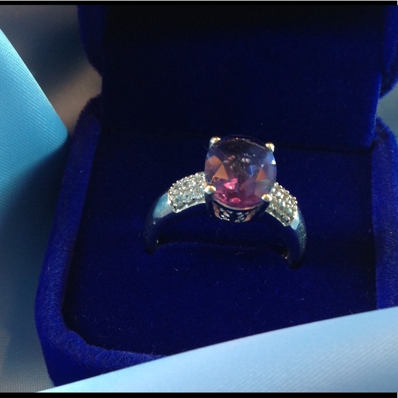 Color Change Fluorite & Zircon Ring  4.50 Cts
